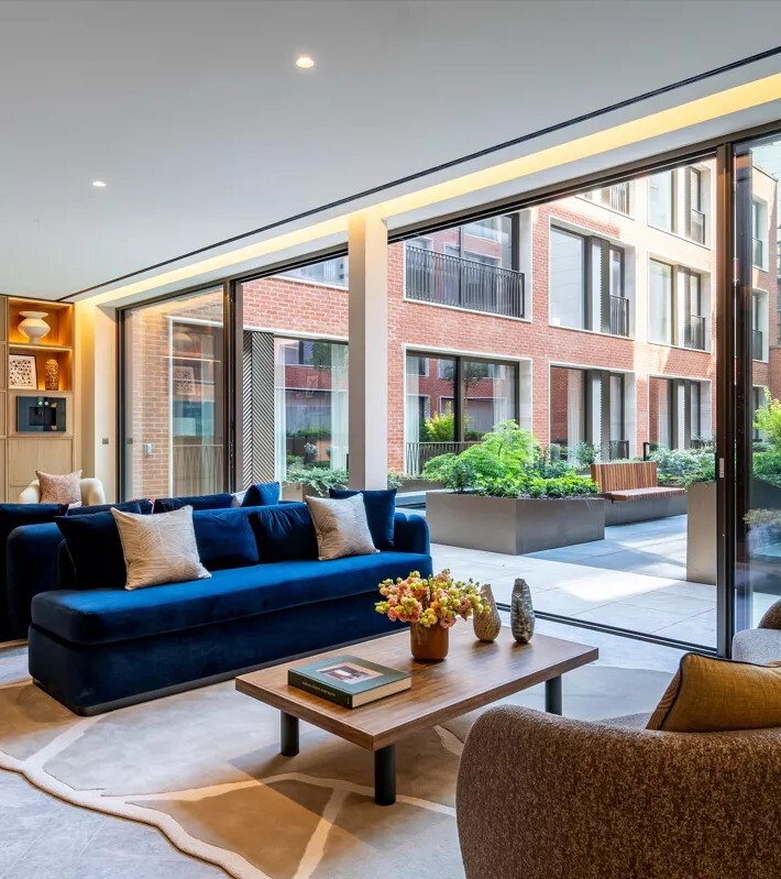 3 bedroom pied a terre