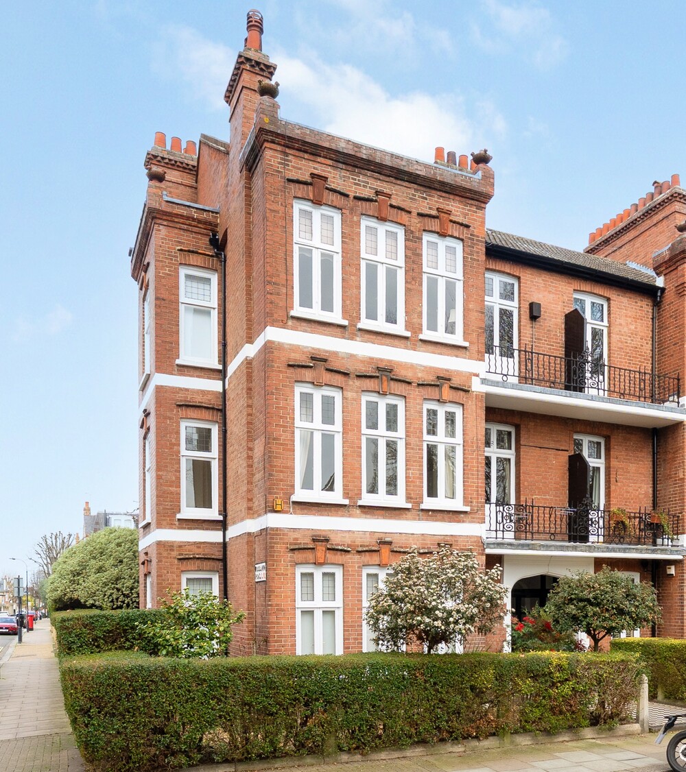 3 bedroom apartment