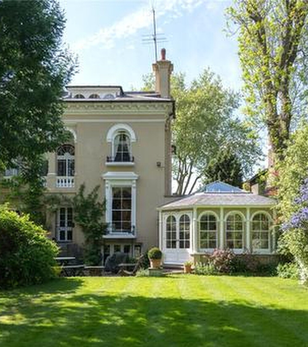 5 bedroom house