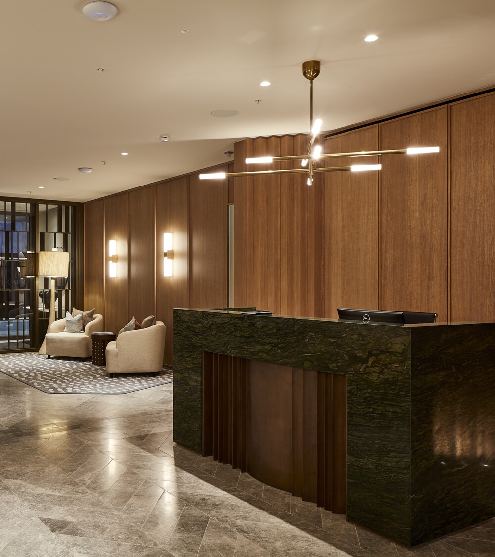 3 bedroom pied a terre
