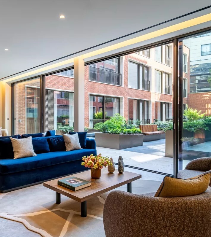3 bedroom pied a terre