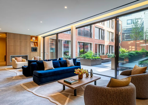 3 bedroom pied a terre